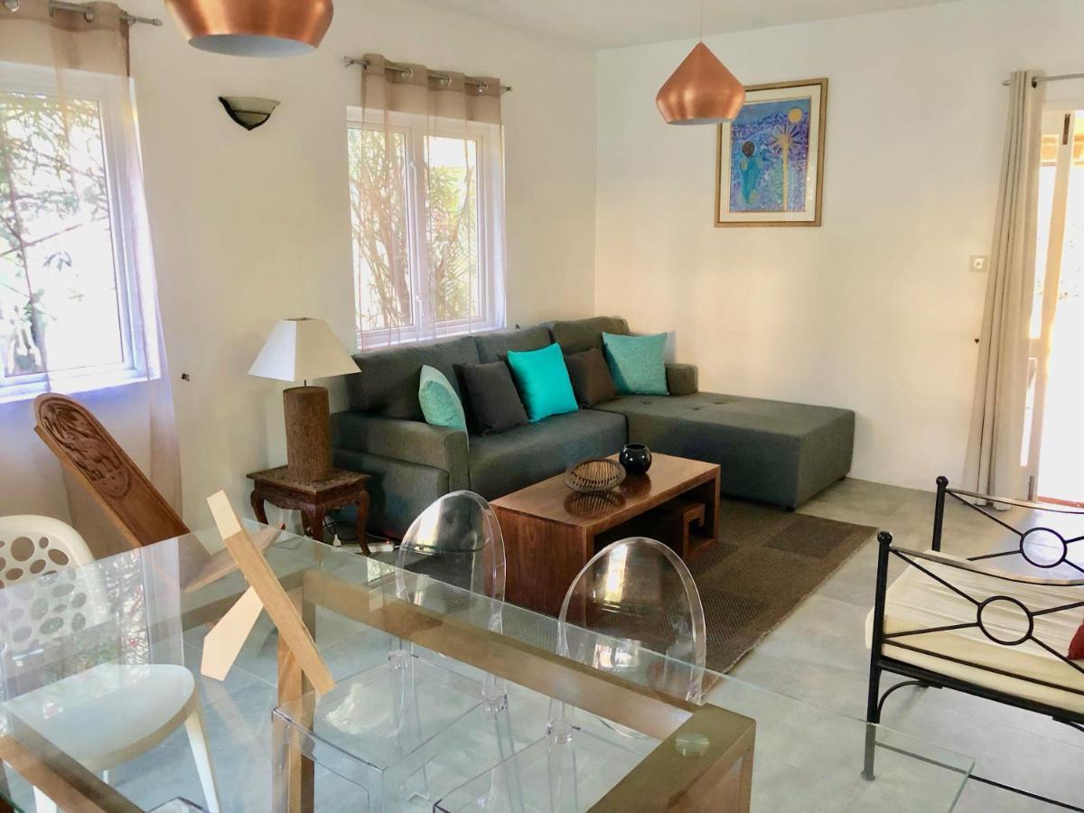 Beachfront Villa In A Beautiful And Secured Complex Flic en Flac Екстер'єр фото